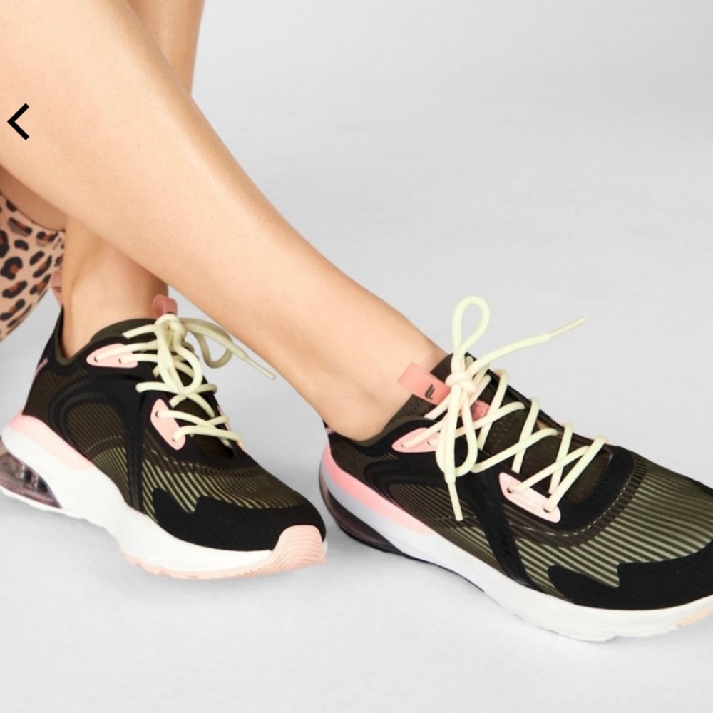 Fabletics Manhattan Air Performance sneakers. BNIB